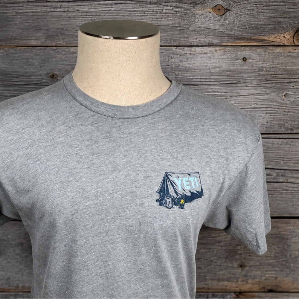 YETI Camp Tent Graphic Tee Shirt Men’s Medium Gray Outdoor Adventure